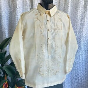 Cream beige Piña Organza Men’s Modern Barong Tagalog w/ classic embroidery